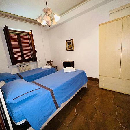 Gemelli House - City Center Тропея Экстерьер фото